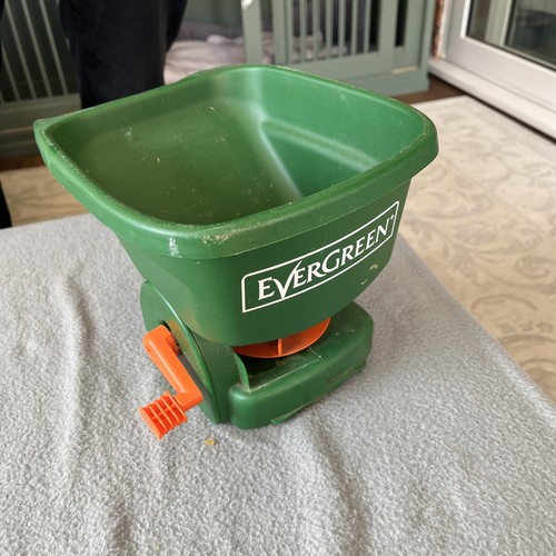 Grass seed spreader salt - grass,